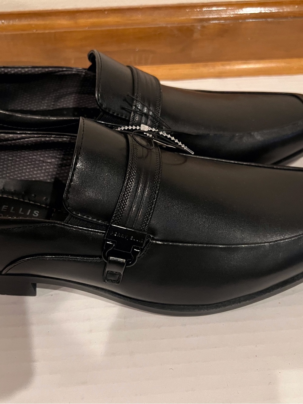 Perry Ellis Black Faux Leather Slip-On Loafers with Buckle Detail (Unworn)